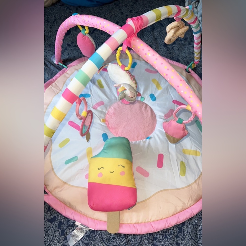 Carter’s Sweet surprise Playmat 🩷🦄🧁